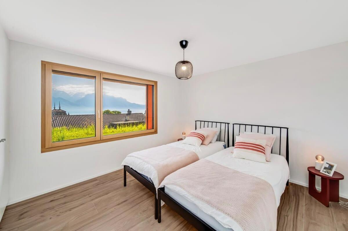 Vila Rose In The Center Of By Guestlee *